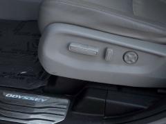 Used 2020  Honda Odyssey 4d Wagon Elite at Auto Direct near Zebulon&comma; NC