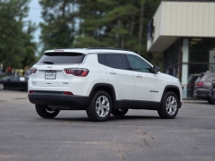 Used 2024  Jeep Compass Latitude 4x4 at Auto Direct near Zebulon&comma; NC