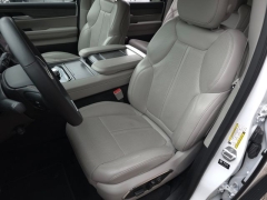 Used 2024  Jeep Wagoneer Series II 4x2 at Auto Direct near Zebulon&comma; NC