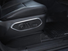 Used 2024  Jeep Wagoneer Series II 4x2 at Auto Direct near Zebulon&comma; NC