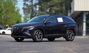 Used 2024  Hyundai Tucson Plug-In Hybrid Limited AWD at Auto Direct near Zebulon&comma; NC