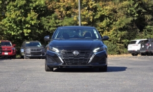 Used 2024  Nissan Altima 2.5 SV Sedan at Auto Direct near Zebulon, NC