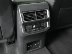 Used 2025  Volkswagen Atlas 2&period;0T SE w&sol;Technology 4MOTION at Auto Direct near Zebulon&comma; NC