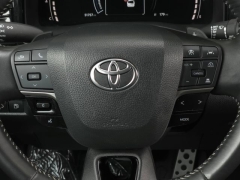 Used 2025  Toyota Camry SE at Auto Direct near Zebulon&comma; NC