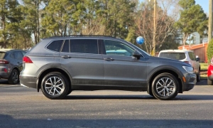 Used 2019  Volkswagen Tiguan 4d SUV SE at Auto Direct near Zebulon&comma; NC