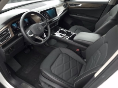 Used 2025  Volkswagen Atlas 2&period;0T SE w&sol;Technology FWD at Auto Direct near Zebulon&comma; NC