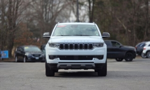Used 2024  Jeep Wagoneer Series II 4x2 at Auto Direct near Zebulon&comma; NC
