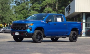 Used 2024  Chevrolet Silverado 1500 4WD Crew Cab 147" Custom Trail Boss at Auto Direct near Zebulon&comma; NC