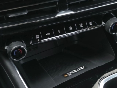 Used 2025  Chevrolet Traverse FWD 4dr LT w&sol;1LT at Auto Direct near Zebulon&comma; NC