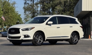 Used 2019 INFINITI QX60 4d SUV AWD LUXE (2019.5) at Auto Direct near Zebulon, NC