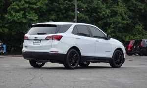 Used 2023  Chevrolet Equinox FWD 4dr LS w&sol;1LS at Auto Direct near Zebulon&comma; NC