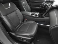 Used 2024  Hyundai Tucson Limited FWD at Auto Direct near Zebulon&comma; NC