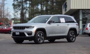 Used 2024  Jeep Grand Cherokee 4xe 4x4 at Auto Direct near Zebulon&comma; NC