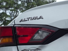 Used 2024  Nissan Altima 2&period;5 SV Sedan at Auto Direct near Zebulon&comma; NC
