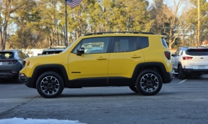 Used 2023  Jeep Renegade Latitude 4x4 at Auto Direct near Zebulon&comma; NC