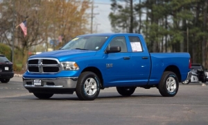 Used 2024  Ram 1500 Classic 4WD SLT Quad Cab 6'4" Box at Auto Direct near Zebulon&comma; NC