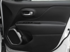 Used 2023  Jeep Renegade Latitude 4x4 at Auto Direct near Zebulon&comma; NC