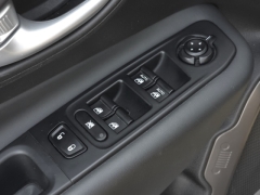 Used 2023  Jeep Renegade Latitude 4x4 at Auto Direct near Zebulon&comma; NC