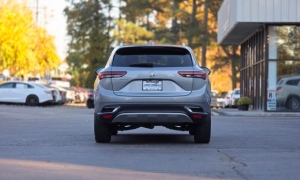 Used 2023  Buick Envision FWD 4dr Essence at Auto Direct near Zebulon&comma; NC
