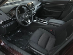 Used 2024  Nissan Altima 2&period;5 SV Sedan at Auto Direct near Zebulon&comma; NC