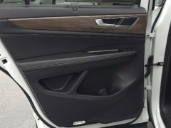 Used 2025  Volkswagen Atlas 2&period;0T SE w&sol;Technology FWD at Auto Direct near Zebulon&comma; NC
