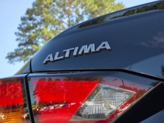 Used 2025  Nissan Altima SV FWD at Auto Direct near Zebulon&comma; NC
