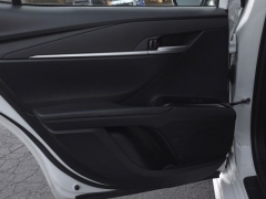 Used 2025  Toyota Camry SE at Auto Direct near Zebulon&comma; NC