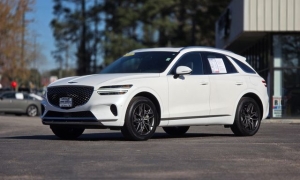 Used 2023  Genesis GV70 2&period;5T AWD at Auto Direct near Zebulon&comma; NC