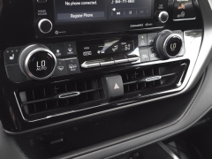 Used 2022  Toyota Highlander XLE FWD at Auto Direct near Zebulon, NC