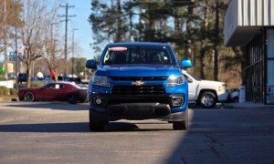 Used 2022  Chevrolet Colorado 4WD Crew Cab 128" LT at Auto Direct near Zebulon&comma; NC