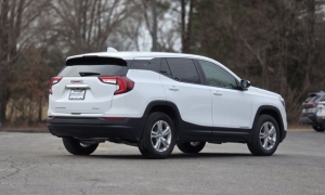 Used 2024  GMC Terrain AWD 4dr SLE at Auto Direct near Zebulon&comma; NC
