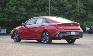 Used 2024  Hyundai Elantra Limited IVT at Auto Direct near Zebulon&comma; NC