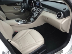 Used 2018  Mercedes-Benz C-Class 4d Sedan C300 at Auto Direct near Zebulon&comma; NC