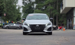 Used 2024  Nissan Altima 2&period;5 SV Sedan at Auto Direct near Zebulon&comma; NC