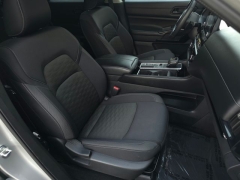 Used 2024  Nissan Pathfinder SV 2WD at Auto Direct near Zebulon&comma; NC