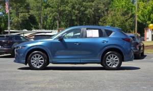 Used 2024  Mazda CX-5 2&period;5 S Select Package AWD at Auto Direct near Zebulon&comma; NC