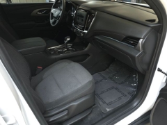 Used 2023  Chevrolet Traverse AWD 4dr LT Cloth w&sol;1LT at Auto Direct near Zebulon&comma; NC
