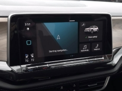 Used 2025  Volkswagen Atlas 2&period;0T SE w&sol;Technology FWD at Auto Direct near Zebulon&comma; NC