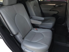 Used 2023  Toyota Highlander Limited FWD at Auto Direct near Zebulon&comma; NC