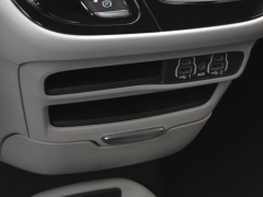 Used 2024  Chrysler Pacifica Touring L FWD at Auto Direct near Zebulon&comma; NC