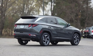 Used 2024  Hyundai Tucson Plug-In Hybrid SEL AWD at Auto Direct near Zebulon&comma; NC