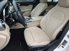 Used 2018  Mercedes-Benz C-Class 4d Sedan C300 at Auto Direct near Zebulon&comma; NC