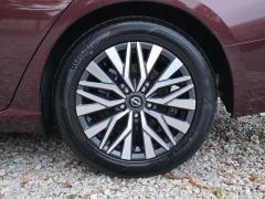 Used 2024  Nissan Altima 2.5 SV Sedan at Auto Direct near Zebulon, NC