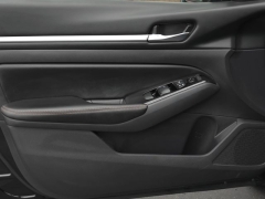 Used 2025  Nissan Altima SR FWD at Auto Direct near Zebulon&comma; NC