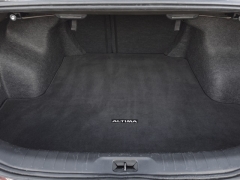 Used 2024  Nissan Altima 2.5 SV Sedan at Auto Direct near Zebulon, NC