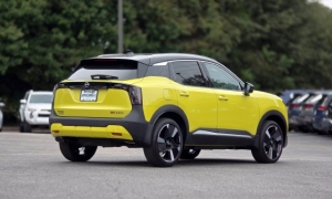 Used 2025  Nissan Kicks SR AWD at Auto Direct near Zebulon&comma; NC