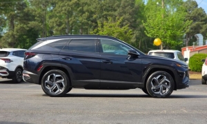 Used 2024  Hyundai Tucson Plug-In Hybrid Limited AWD at Auto Direct near Zebulon&comma; NC