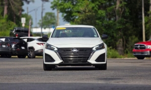 Used 2025  Nissan Altima SV FWD at Auto Direct near Zebulon&comma; NC
