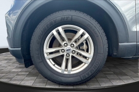 Used 2023  Ford Explorer XLT 4WD at The Gilstrap Family Dealerships near Easley&comma; SC