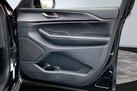 Used 2024  Jeep Grand Cherokee L Altitude 4x4 at The Gilstrap Family Dealerships near Easley&comma; SC